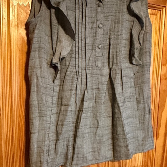 Doe & Rae Charcoal Sleeveless Top - Picture 6 of 7